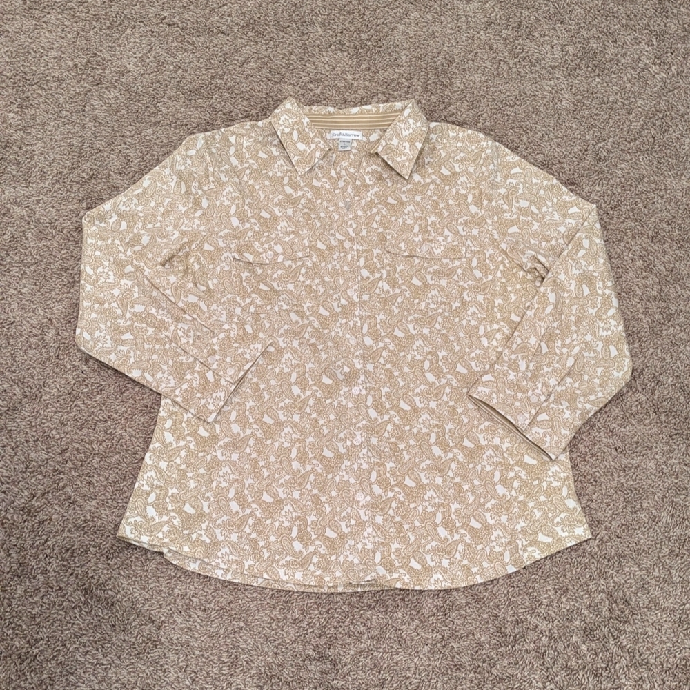 Croft and Barrow women's paisley pattern all over floral print white tan shirt